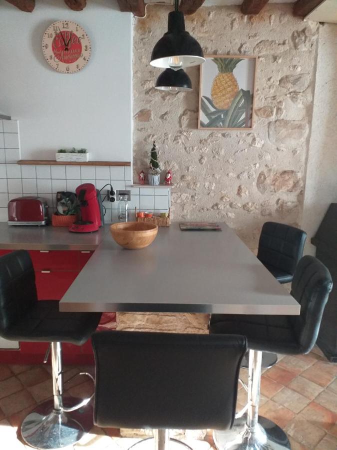 Belle Maison Au Coeur De Recloses Exteriör bild