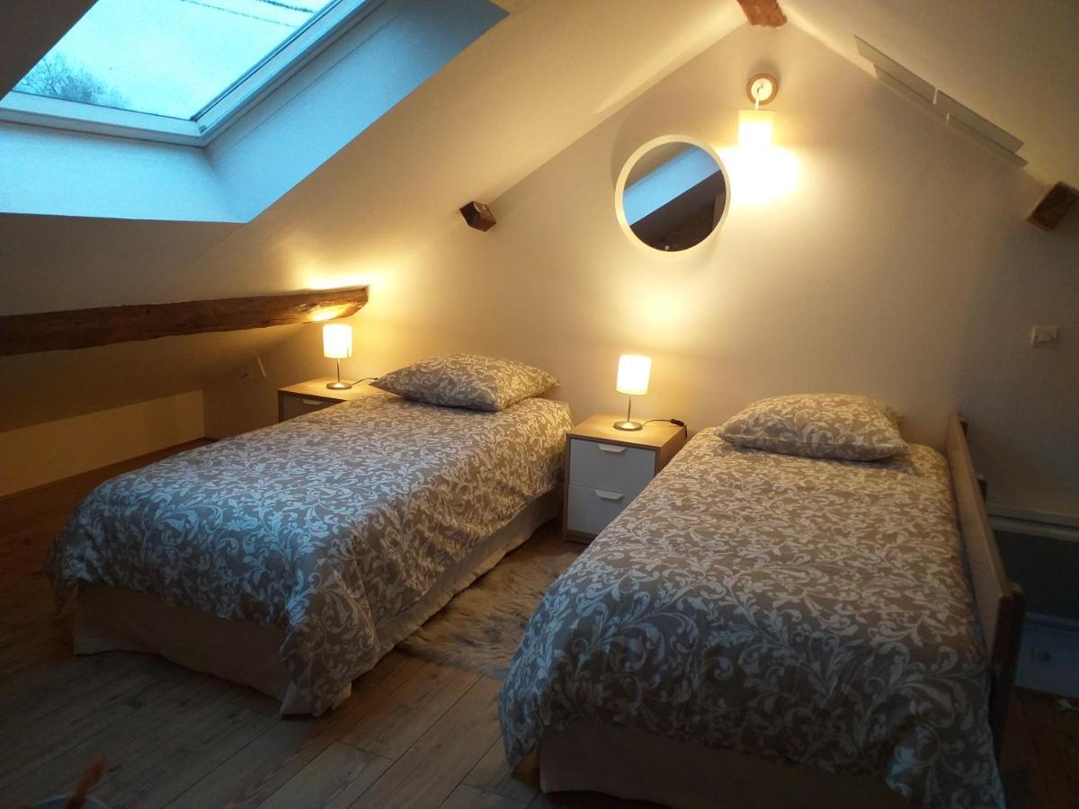 Belle Maison Au Coeur De Recloses Exteriör bild