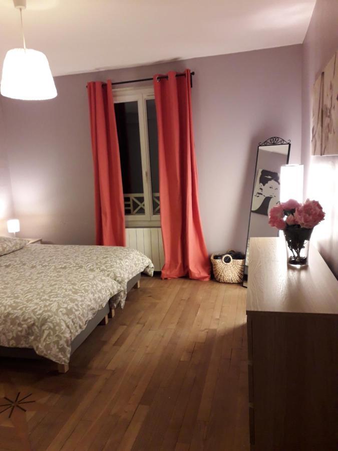 Belle Maison Au Coeur De Recloses Exteriör bild