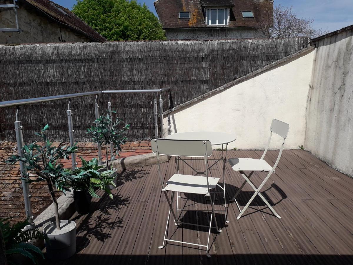 Belle Maison Au Coeur De Recloses Exteriör bild