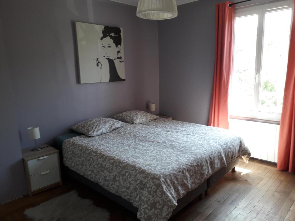 Belle Maison Au Coeur De Recloses Exteriör bild